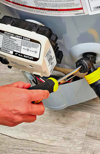 https://mounthawthornhotwater.com.au/uploads/2025/06/hot-water-installs-91973.jpg