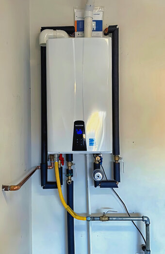 https://mounthawthornhotwater.com.au/uploads/2025/06/instant-hot-water-systems-63860.jpg