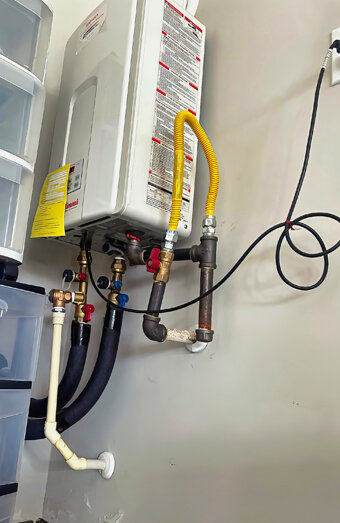 https://mounthawthornhotwater.com.au/uploads/2025/06/instant-hot-water-systems-65049.jpg